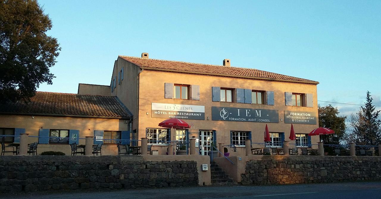 Hotel Restaurant Les 3 Chenes Frejus Bagian luar foto